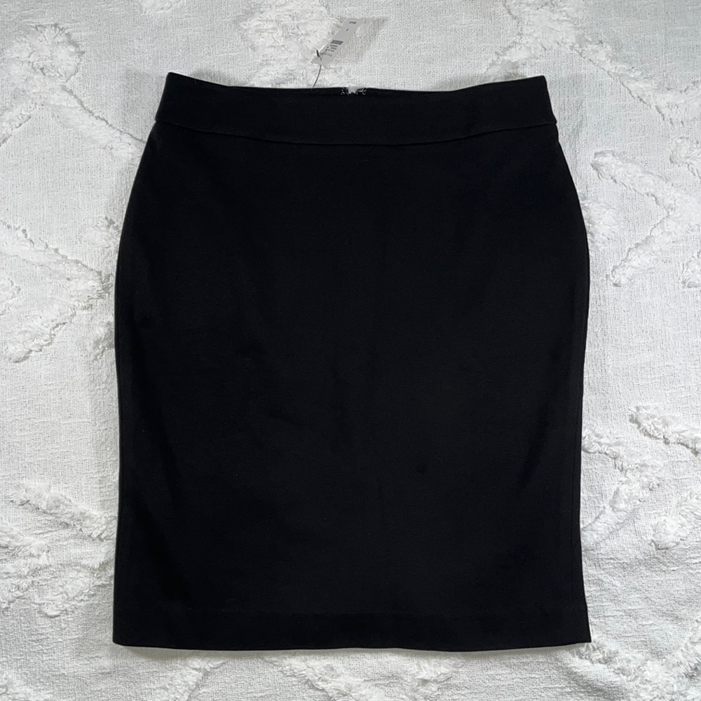 NWT Talbots Black Pencil A-line Style Skirt With Slit In Back Size 6